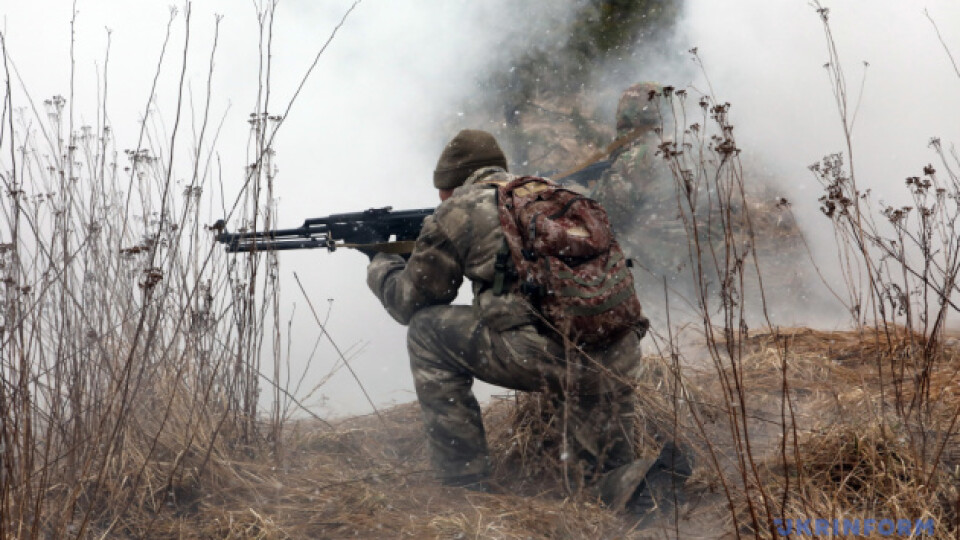 На Донбасі бойовики від початку доби 5 разів відкривали вогонь