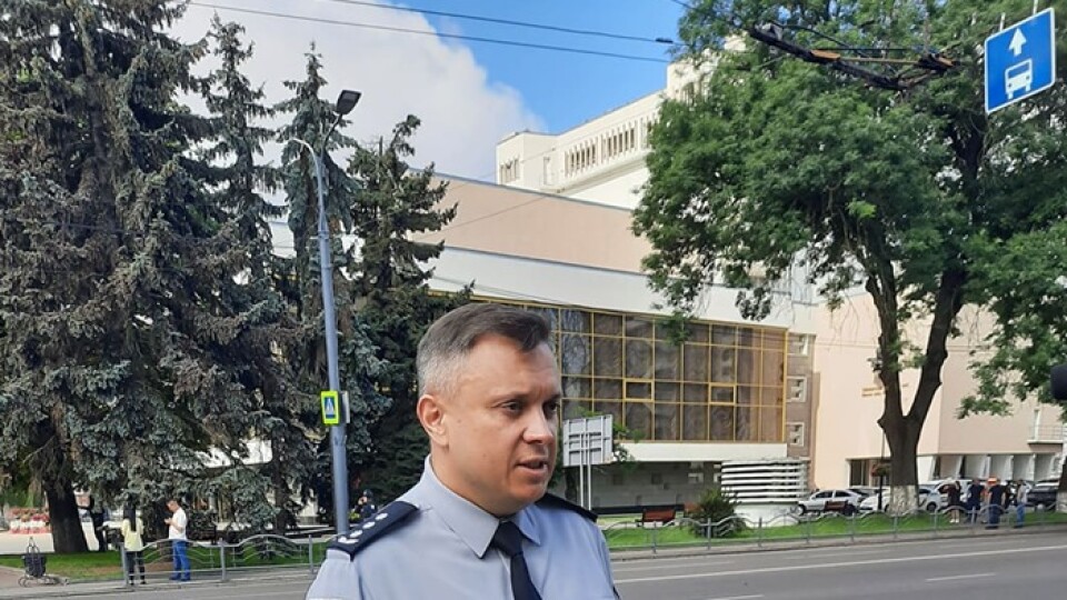 «Ведемо переговори. В центр йти небезпечно», - керівник поліції про рейвах у Луцьку