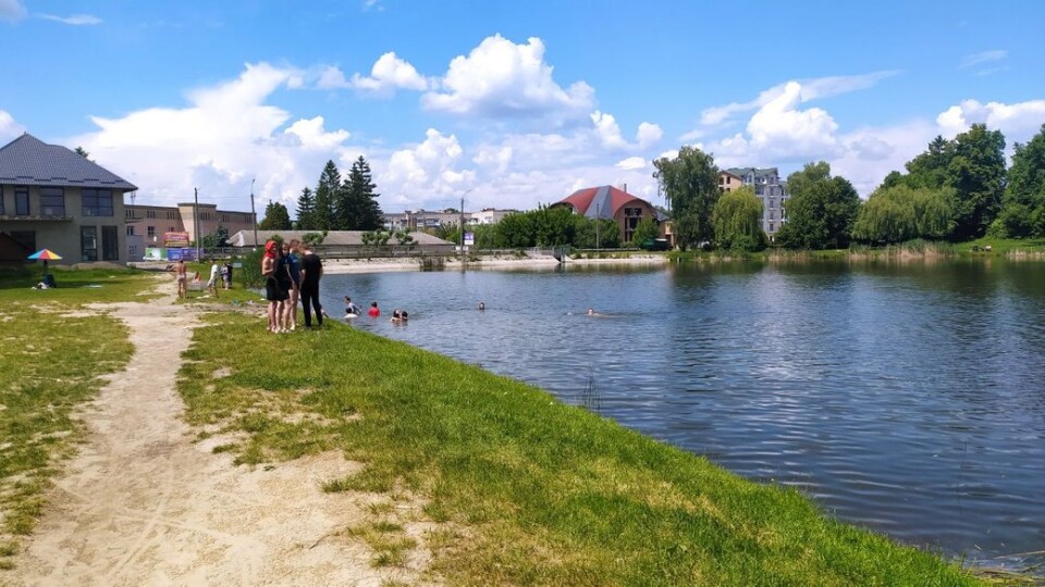 У Луцьку на Теремнівській водоймі знайшли кишкову паличку. Просять там не купатися