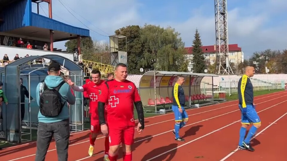 Погуляйко зіграв у Луцьку благодійний матч з ексгравцями Збірної. ВІДЕО