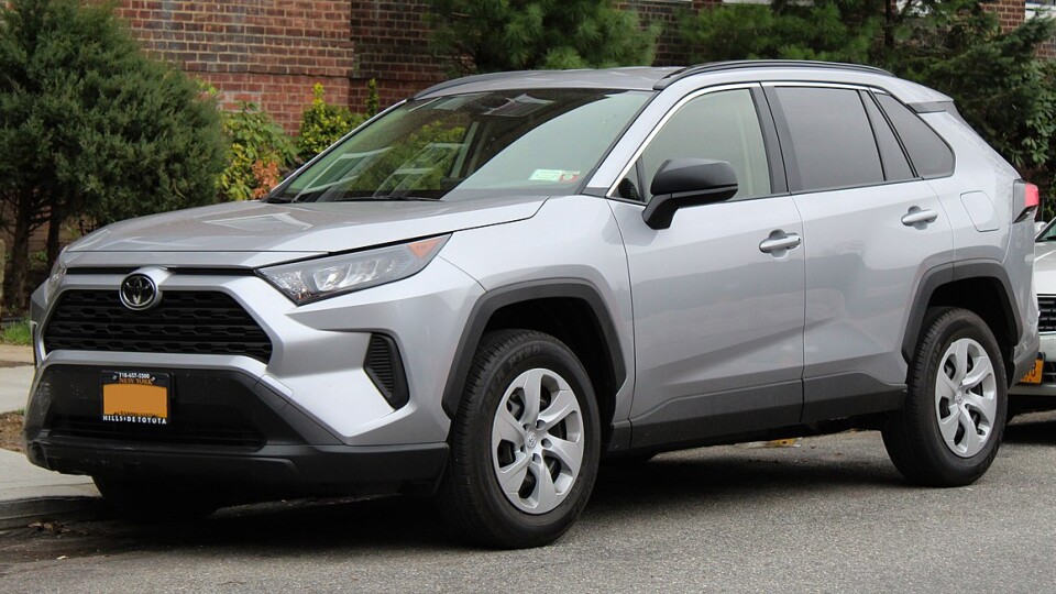 Минулоріч волиняни купили майже тисячу нових автівок. Лідером стала Toyota