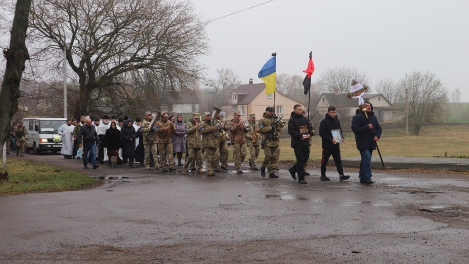На Волині попрощались з Героєм Миколою Корнійчуком