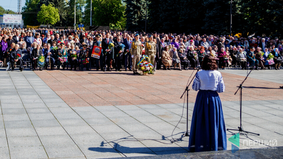 День перемоги по-новому. Фоторепортаж з луцького Меморіалу