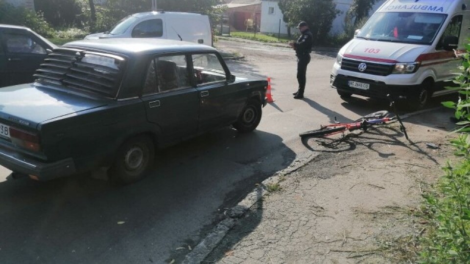 У Луцьку автомобіль збив велосипедиста