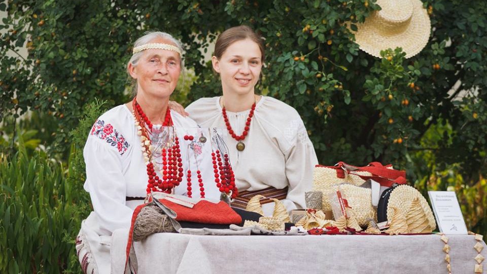 Лаванда, молитва і Мірзоян. Секрети волинської майстрині дідухів. ФОТО