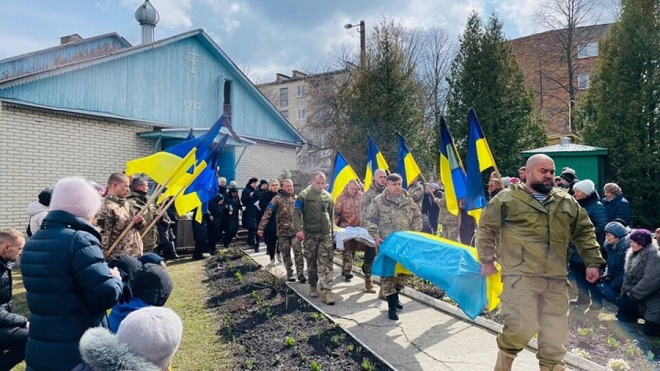 У Нововолинську попрощались з загиблим Героєм