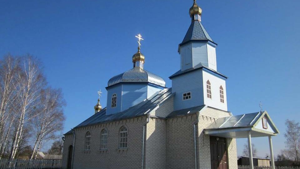 В УПЦ МП заявили, що на Волині прихильники нової церкви зрізали замки на храмі
