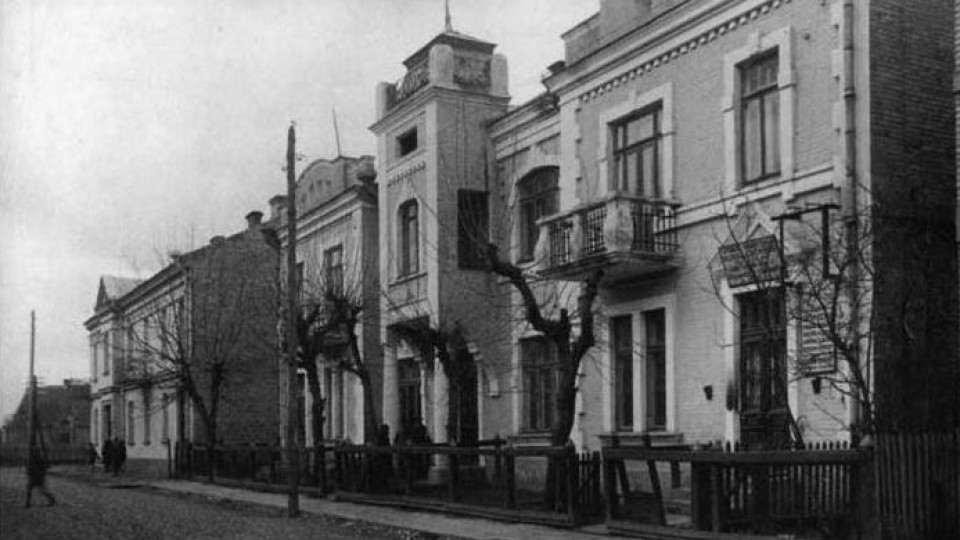 Показали, яким був центр Луцька до війни. ФОТО