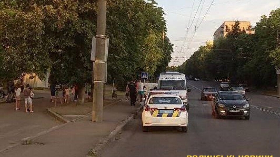 У Луцьку п'яний водій збив велосипедиста