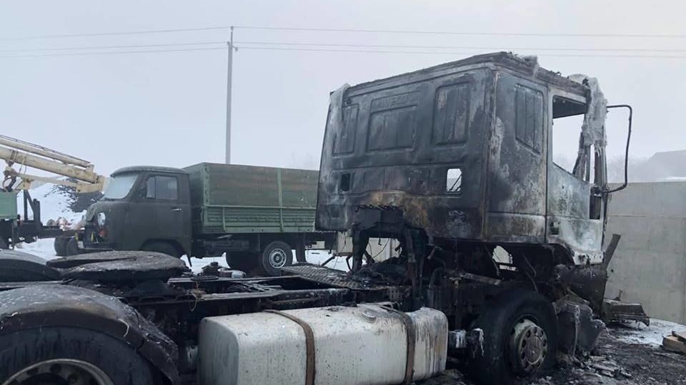 Спалили майно голови громади під Луцьком Юрія Семенюка. ФОТО