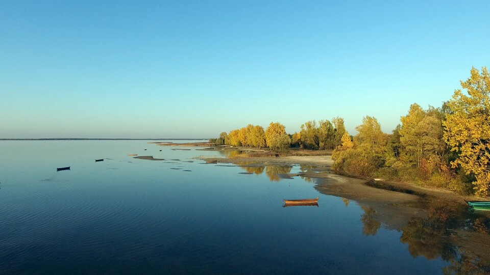 Обміління Світязя. В озері утворилися  три острови, – ЗМІ