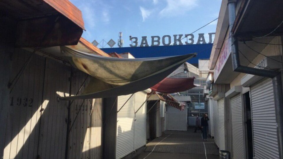 У Луцьку не працюють Центральний ринок та частина Завокзального. Продавці – на мітингу