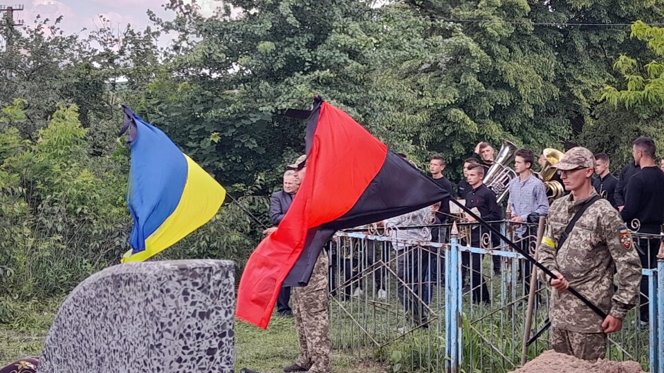 «Усе життя прожив на вулиці Миру, а загинув на війні»: на Волині попрощалися із Вадимом Мудрохою