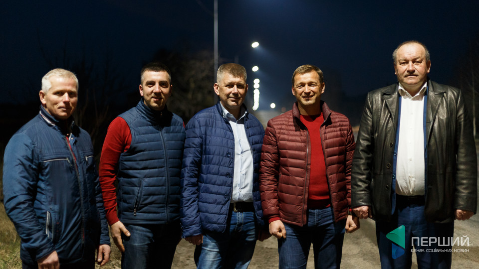 У селах Підгайцівської сільради до Великодня «засвітились» вулиці.ФОТО