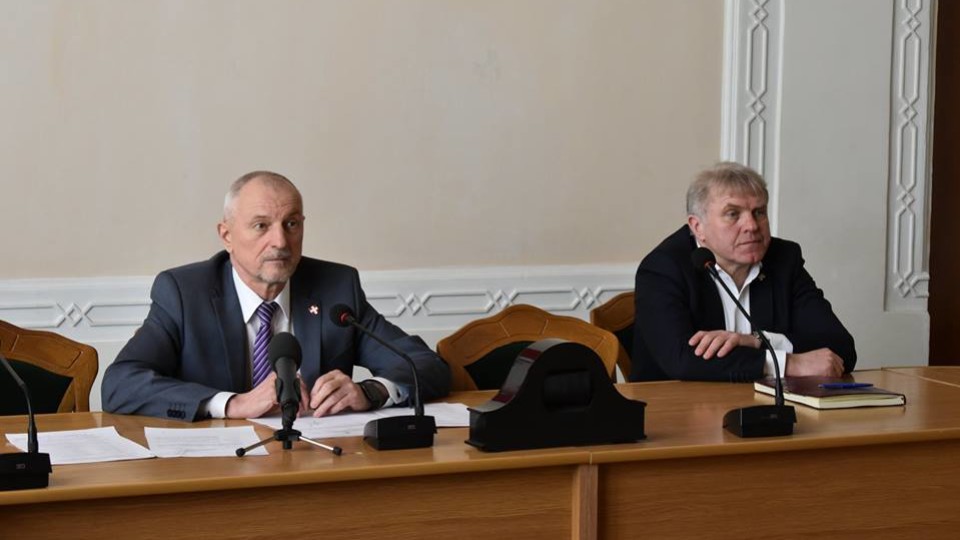 Вибори мають пройти чесно  і  без «тітушок», –  Савченко