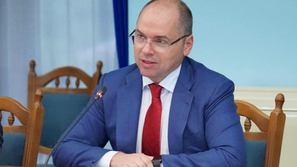 «Отримаєте найближчим часом». Степанов знову обіцяє медикам 300 % зарплати