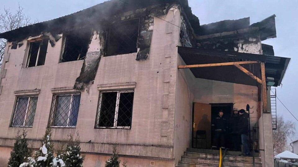 Після жахливої пожежі у Харкові в Україні перевірять усі будинки для літніх людей