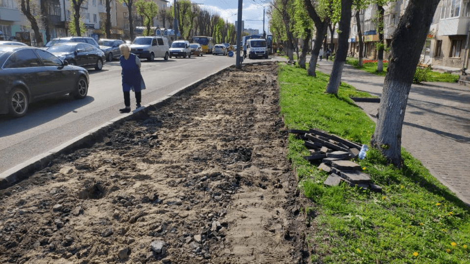 Рух проспектом Волі перекриють повністю