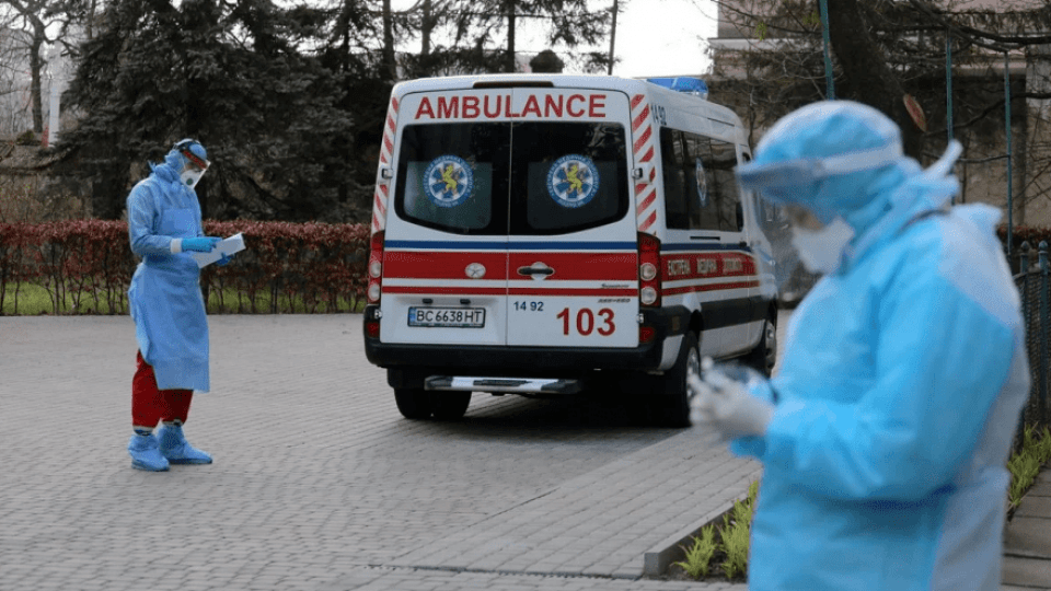 Україна вже 12-та у світі за кількістю нових хворих за добу