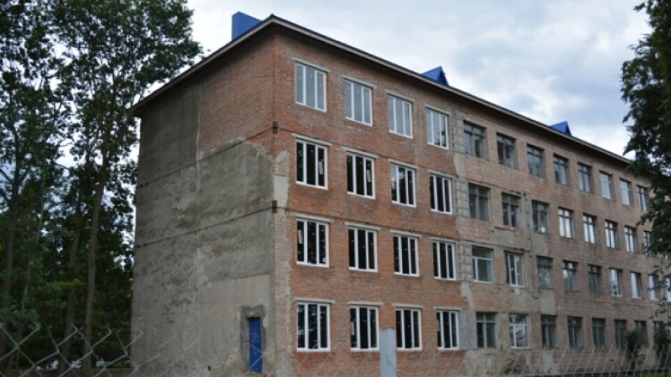 Любешівському коледжу, де впала стіна, треба ще 12 млн на ремонт