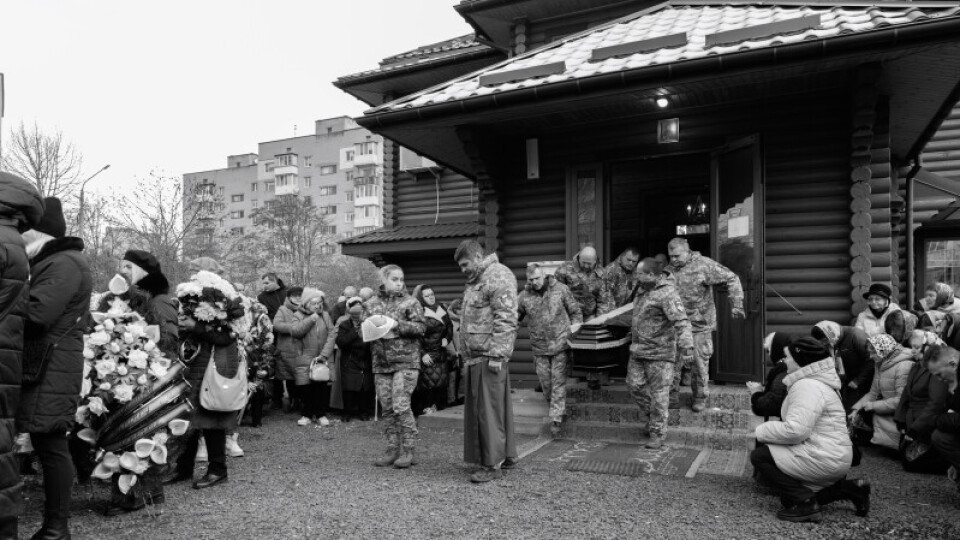 Лучани попрощались із загиблим Героєм Сергієм Собчуком. ФОТО