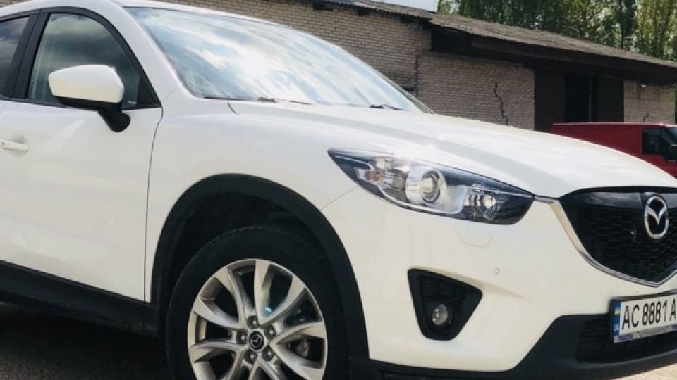 У Луцьку посеред ночі вкрали Mazda CX5. ФОТО