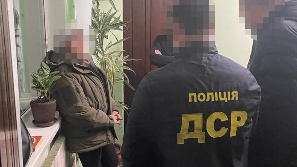 На Волині керівника держпідприємства у лісовій сфері спіймали на хабарі