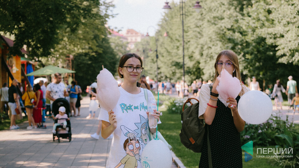 Як лучани День молоді святкували. Великий ФОТОРЕПОРТАЖ