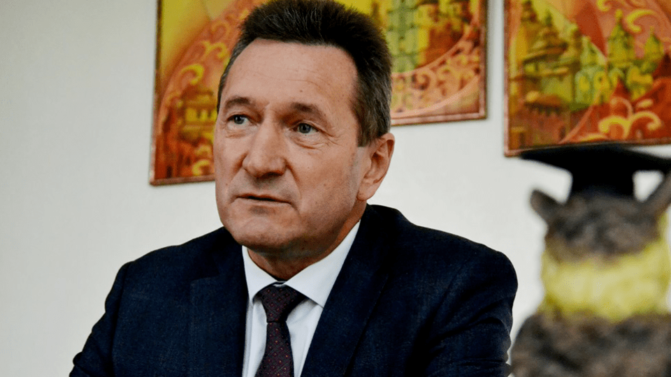 Що ректор ВНУ думає про скасування «червоних дипломів»