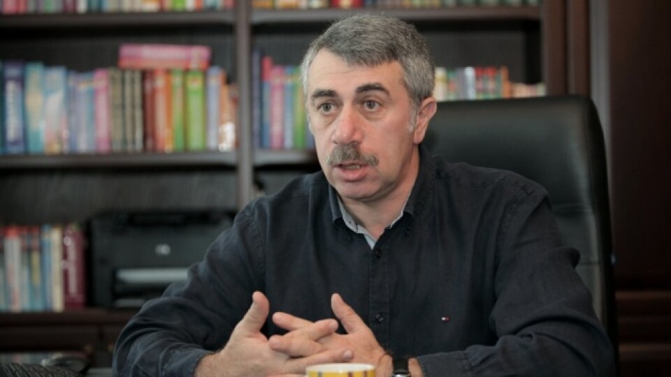 «Безпечна, але є питання щодо ефективності», – Комаровський про вакцину CoronaVac