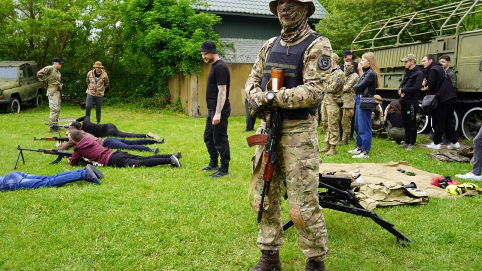 Кожен відчув себе захисником: у Луцьку провели військовий вишкіл. ФОТО