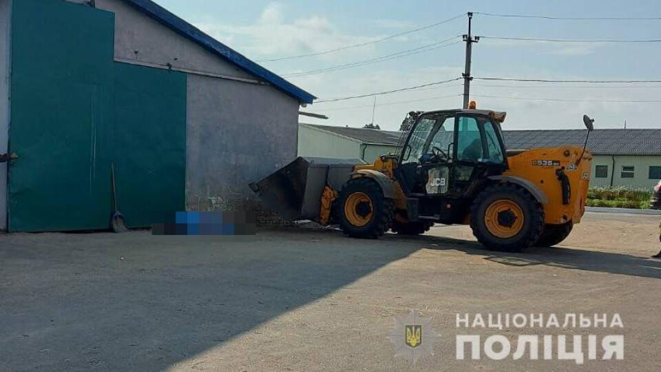 На Волині жінка потрапила під трактор: деталі загибелі