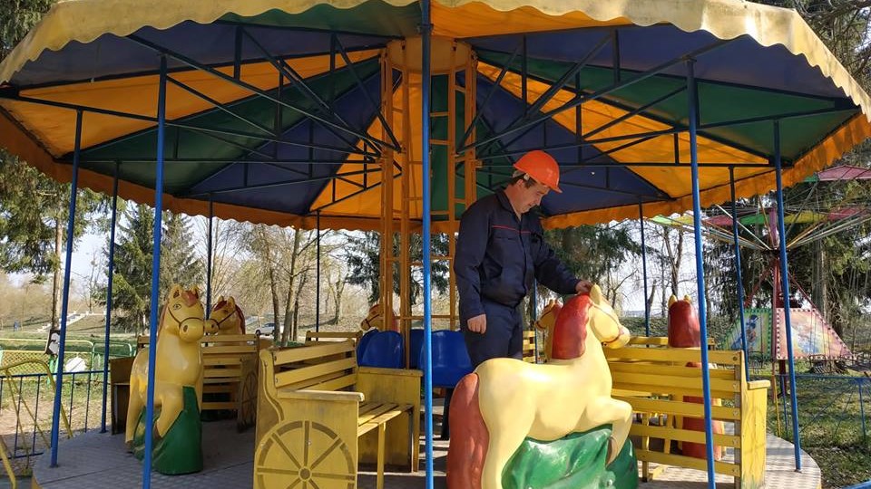 Атракціонам в центральному парку Луцька провели техогляд. ФОТО