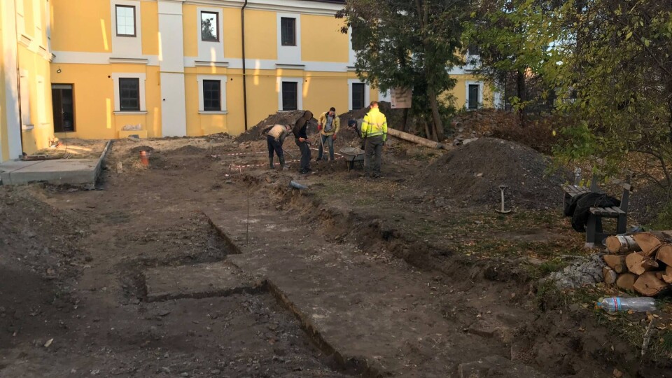 У Луцьку археологи відкрили давній храм. Знахідку законсервували, аби провести масштабні дослідження