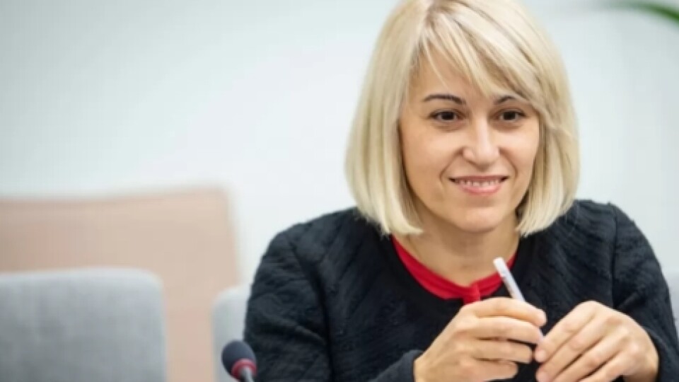 Міністерка Альона Бабак пішла з посади. Повідомили, хто її замінить
