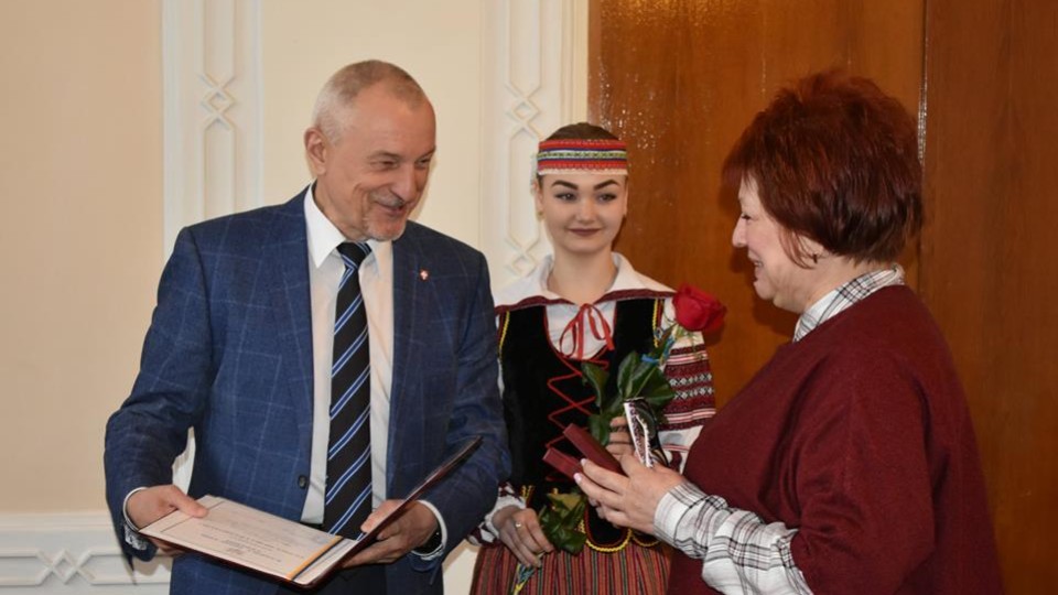 Волинянам вручили нагороди від Порошенка і Гройсмана. ФОТО