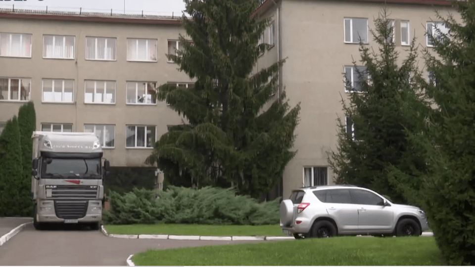 У Луцьку корпус пологового будинку переоблаштовують під госпіталь для хворих на коронавірус