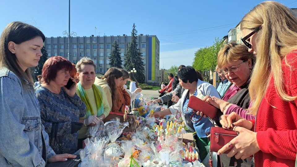 У Ковелі на Великодньому ярмарку зібрали майже 178 тисяч на ЗСУ. ФОТО