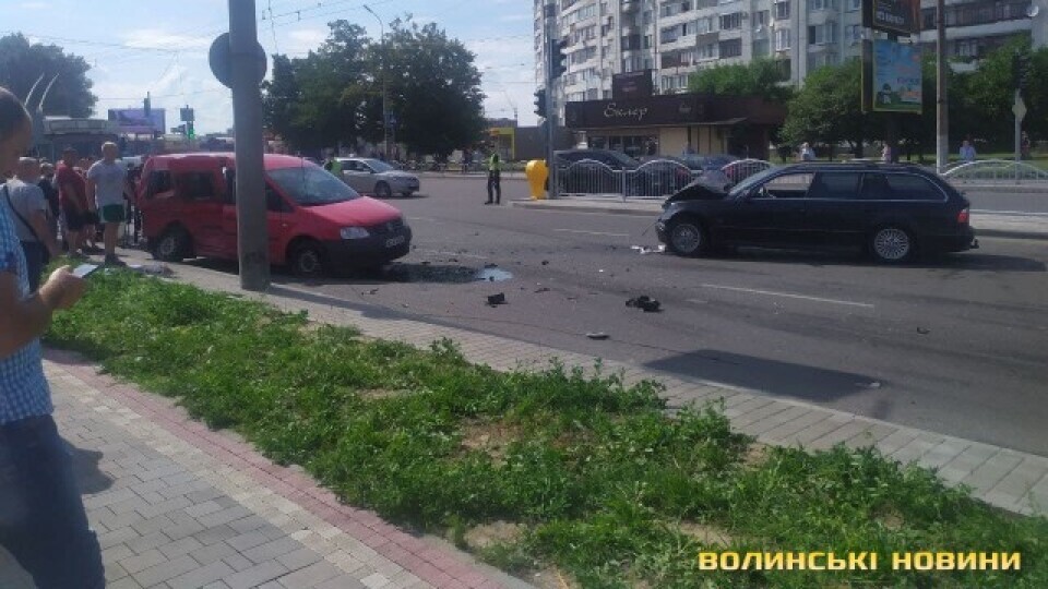 Що відомо про стан хлопчика, який постраждав у моторошній ДТП на Соборності