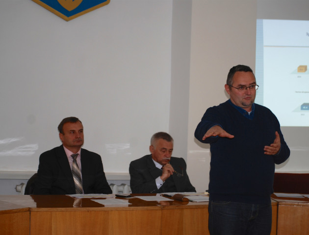 Шлюб з любові та посагом: у Локачах громади дізналися про наслідки фінансової децентралізації. ФОТО