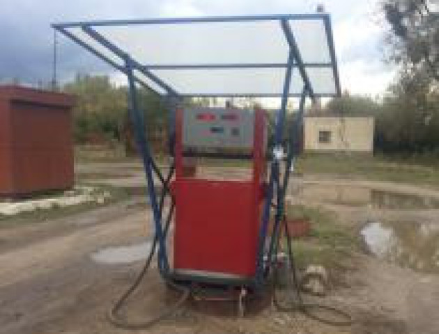 На Волині виявили нелегальну автозаправку