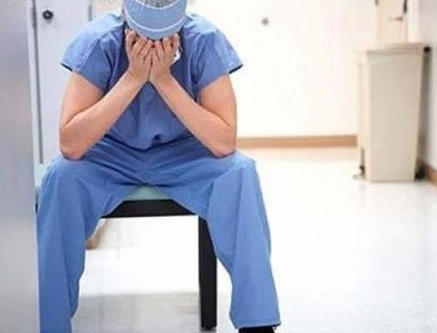 Чому в Україні залишаються безкарними лікарські помилки