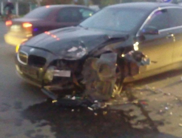 У Луцьку не розминулися BMW та Mercedes. ФОТО