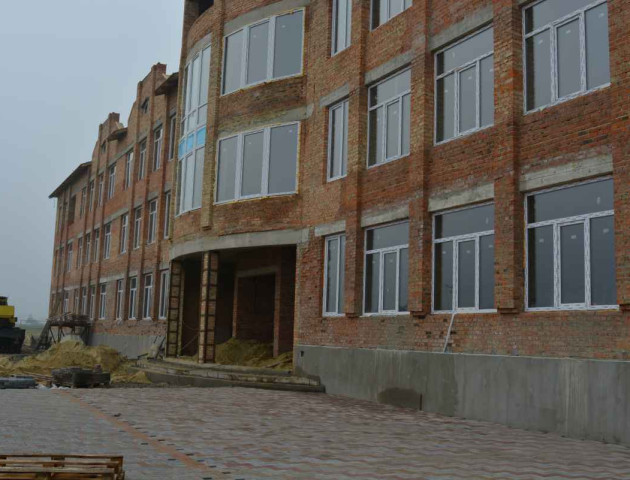 Не довгобуд - вердикт депутатів будівництву школи в Любохинах