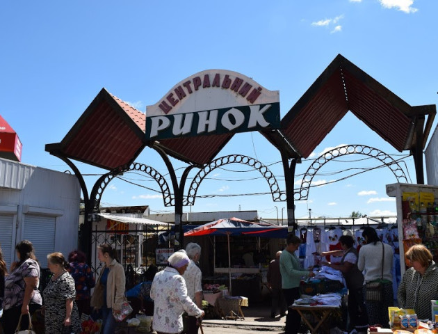 Центральному ринку шукатимуть нове місце у Луцьку