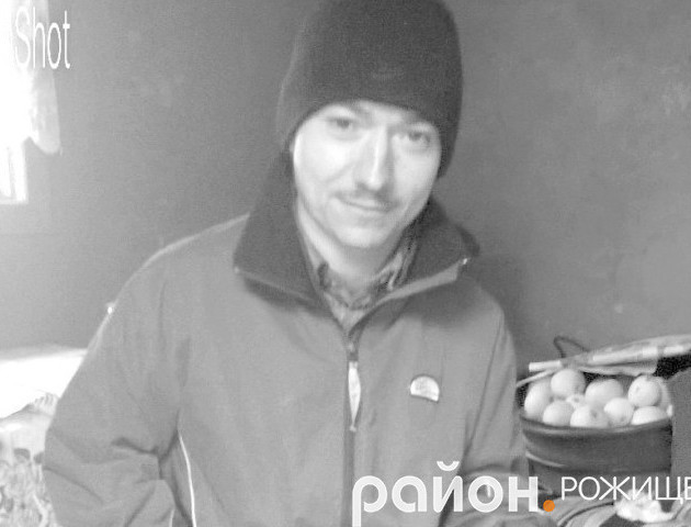 Майже 20 років по ворончинській багнюці на саморобному інвалідному візку