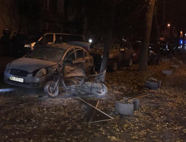 Замах на Мосійчука: з голови постраждалої жінки дістали шматок металу