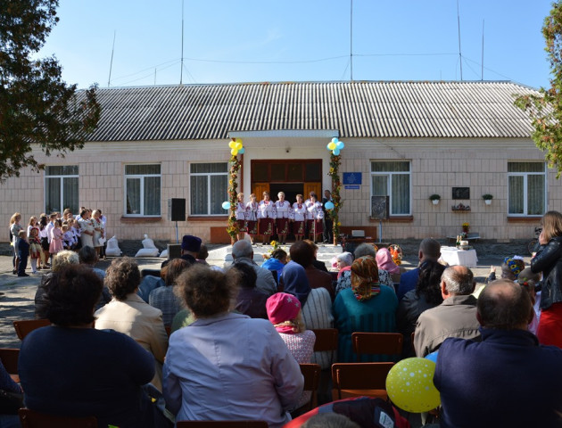 Команда Ігоря Гузя підтримує громади у відродженні національних традицій