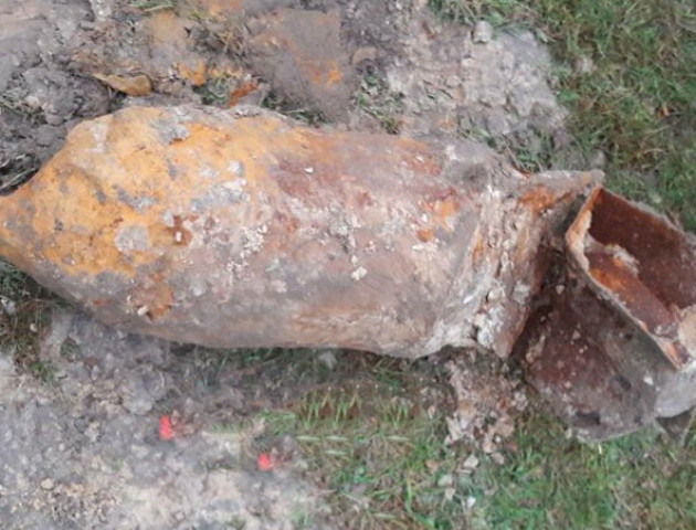 На Волині чоловік пішов по гриби та знайшов бомбу часів Другої світової