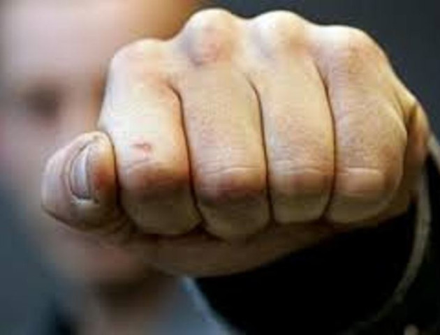 Не змогли мирно розійтися: на Волині побилися чоловіки
